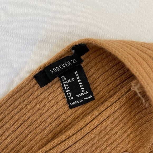 Ribbed off shoulder sweater Top - Picture 3 of 3